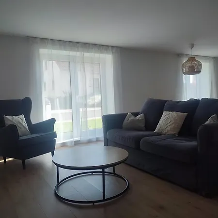Apartman Souterrain Ferienwohnung *